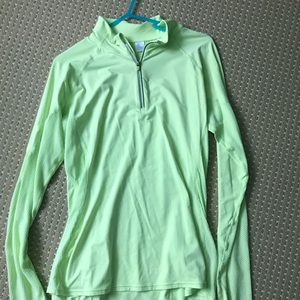 Gap workout pullover